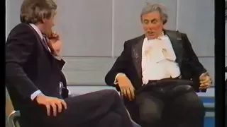 Sir Les Patterson (Barry Humphries) 1982. Pt. 1.