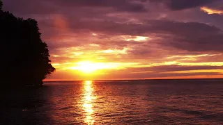 The Midnight - Endless Summer (Incredible Sunset 4K Time Lapse)