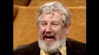 Peter Ustinov's Anecdote About the Irish Language