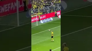 Haaland se despede do Borussia Dortmund 😞😞 e olha a reação da torcida 😍😍😍 #inscreva