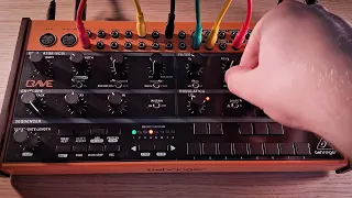 Behringer Crave - Creating an ambient patch live (no talking)
