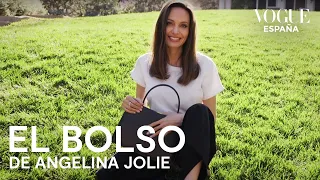 Qué lleva en su bolso Angelina Jolie | VOGUE España