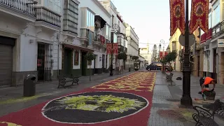 Alfombra de sal de la Coronación Canónica de Ntra  Sra  de los Dolores – 2022– Sanlúcar de Barrameda