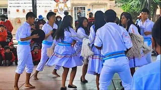 Danza Saya Afroboliviana por estudiantes de Secundaria por el dia del Padre