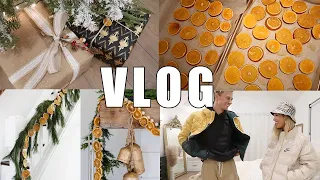 VLOG: DIY CHRISTMAS DECOR + GIFT WRAPPING | VLOGMAS DAY 10