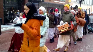 2018 02 03 Харинама на Арбате. Harinama in Moscow, Arbat st.