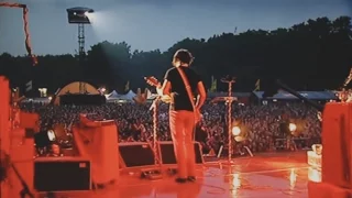 The White Stripes - I'm Slowly Turning Into You. Live O2 Wireless Festival 2007. 2/4