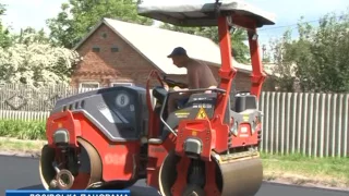 Лозівські дороги асфальтує німецька техніка