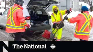 Volunteers helping dig out snowed-in Nova Scotians