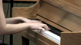 Stephanie Trick plays Liza by George Gershwin stride piano