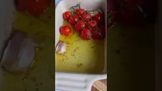 Pesto Caprese Toast 🌿🍅🤌🏻 #toast #foodporn #asmrfood #asmr #asmrshorts #asmrcooking #burrata