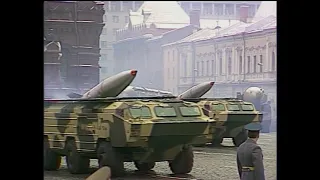 Soviet October Revolution Parade 1990 (with Red Alert 3 Theme - Soviet March)