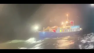Inimeste päästmine kreeni vajunud laevalt II
