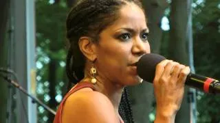 Nancy Vieira - Nhara Santiago - LIVE at Afrikafestival Hertme 2014