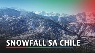 Kabisera ng Chile nabalot ng puti dahil sa rare snowfall | ABS CBN News