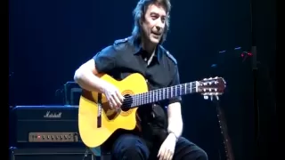 Steve Hackett - Acustic Medley + Blood on the Rooftops (Genesis) - Live Roma 2011.avi