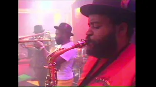 Sly & Robbie with the Taxi Gang - Swing Easy (Live)