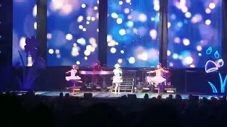 Lindsey Stirling - Santa Baby /Warmer In The Winter Tour