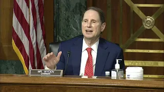 Wyden Questions HHS Secretary Nominee Xavier Becerra at Finance Committee Hearing