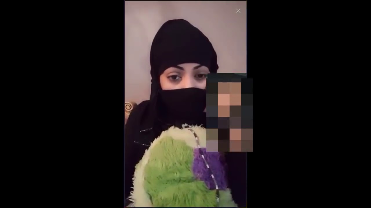 تحميل بنت سعودية مع عامل الديكور الباكستاني شاهد ماذا فعل بعد ان اختلى بها مشاهدة على الانترنت 