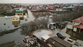 Российские регионы уходят под воду. Около 400 жилых домов подтопил весенний паводок