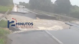 Podcast 2 Minutos BandNews (01/05/24 - Manhã) RS segue em alerta devido às chuvas até domingo