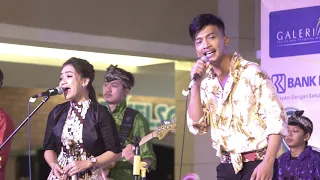 Yogyakarta (Kla Project) Singing Cover Live by Nanda Candra and Friends