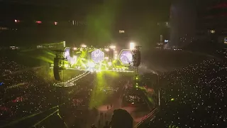Yellow Coldplay Live Santa Clara CA 2017