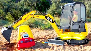 Super Lev Ride on Power wheel Tractors EXCAVATOR and Help little Red Car