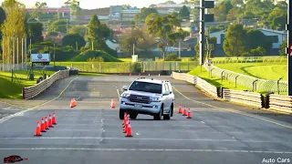 Toyota Landcruiser New Model 2021 V8 TZ VSB14 LT2 Lane Change Test 100kph 4052kg(720p)