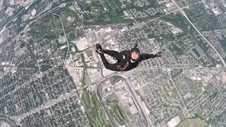 U.S. Army Golden Knights Parachute Jump Into Indy 500!