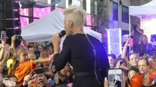 Pink Blow Me One Last Kiss Today show
