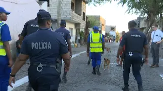 Polícia Nacional detém 4 pessoas e apreende 17 objetos perigosos na Praia no  1º dia da Operação