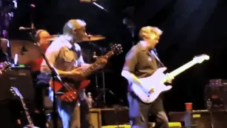 Eric Clapton Channels Duane Allman (Amazing "Elizabeth Reed" solo with ABB)