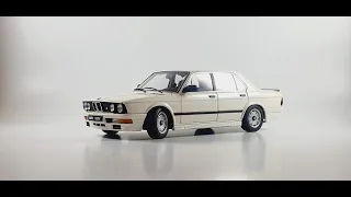 1985 BMW M535i (Alpin white) AUTOart