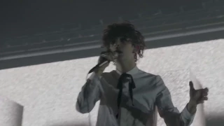 The 1975 Vevo Live - Falling for You (Fallingforyou) 1080p HD - o2 london uk full song