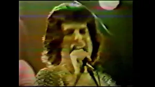 Queen Live at Earls court 1977 First cut