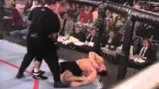 Tank Abbott knocks out Steve Nelmark.avi