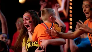 GOLDEN BUZZER! Sign Along With Us' Emotional Performance Make Tears of The Judges