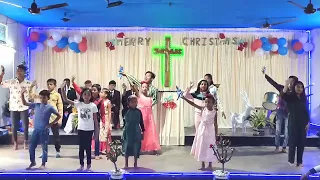 Dance by Sunday School Kids in Yeshua Band Song | Ek do teen char