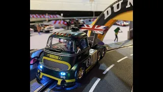 Carrera Digital 132 Truckster Cabover Racetruck "British Racing Green, #8"