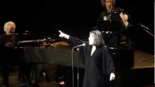 Juliette GRECO - Bruxelles (Jacques Brel) @ Halle aux Grains Toulouse 2013