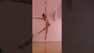 Candy Chick| Pole dance Zagreb| Ples na šipci #poledance #dancer