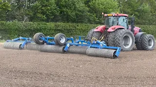 FARM UPDATE 255 I went to Blackpool too! Prepping land for planting sugar beet and baked beans.