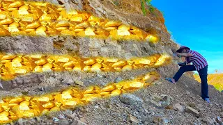 wow amazing day! gold miner found a lot of gold treasure under stone million years