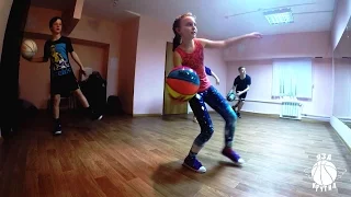 ЯЗАМУТИЛ тренировки по танцам с баскетбольным мячом (НАЧАЛО)