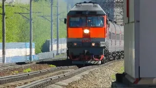 ТЭП70-0427 С Пригородным Поездом ( Егоршино-Екб. Пасс. ) Прибывает На Станцию "Первомайская"