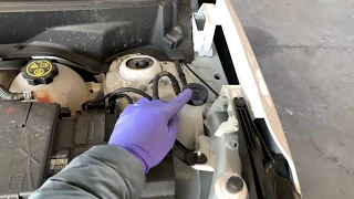 FLUIDS CHECK ON 18-22 Chevy EQUINOX OIL BRAKE COOLANT REPLACE 2018 2019 2020 2021 2022