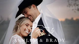 Ashley and Brady // Stonewall Farms // Minnesota Wedding Films