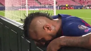 Bayern Munich Vs Barcelona 8-2 ⚽ Arturo Vidal Dramatic Reaction ⚽ 2020